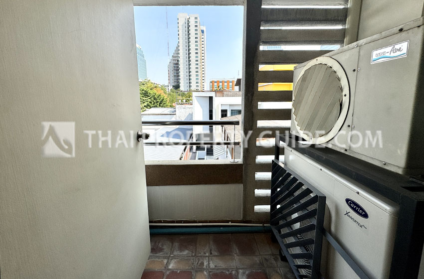 Apartment in Phaholyothin 